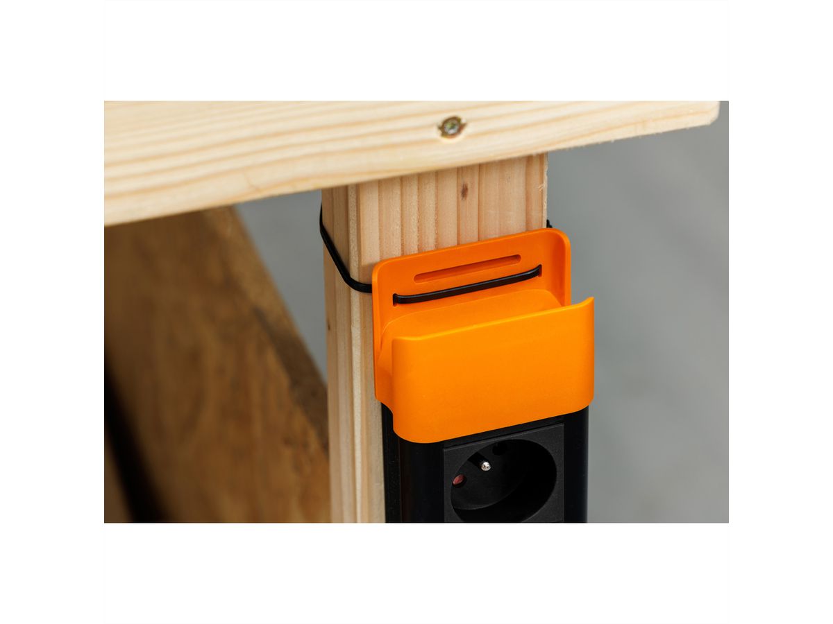 BACHMANN CONNECTUS 6xUTE , 1xinterrupteur 2,0m CEE7/7 noir/orange