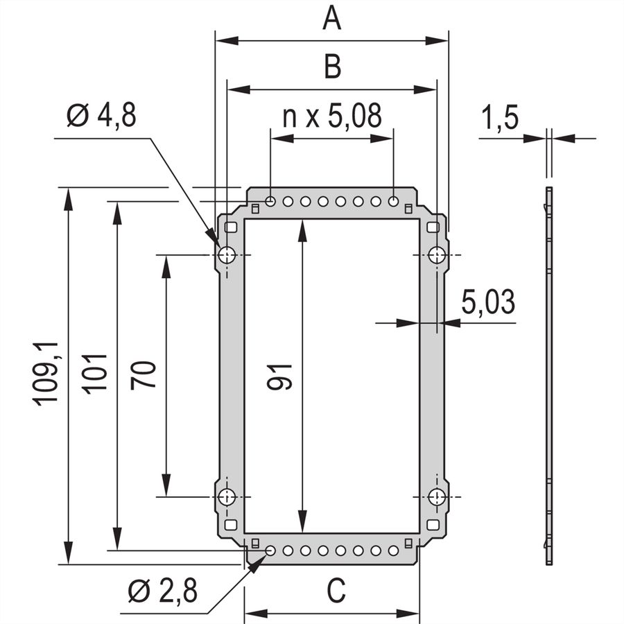 Panneau arrière de l'unité enfichable de type cadre SCHROFF, découpe pour connecteurs multiples, 3 U, 12 HP