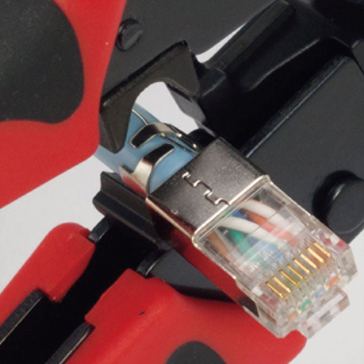 VALUE Pince à sertir universelle pour RJ45 (8P8C) avec / sans raccord de blindage