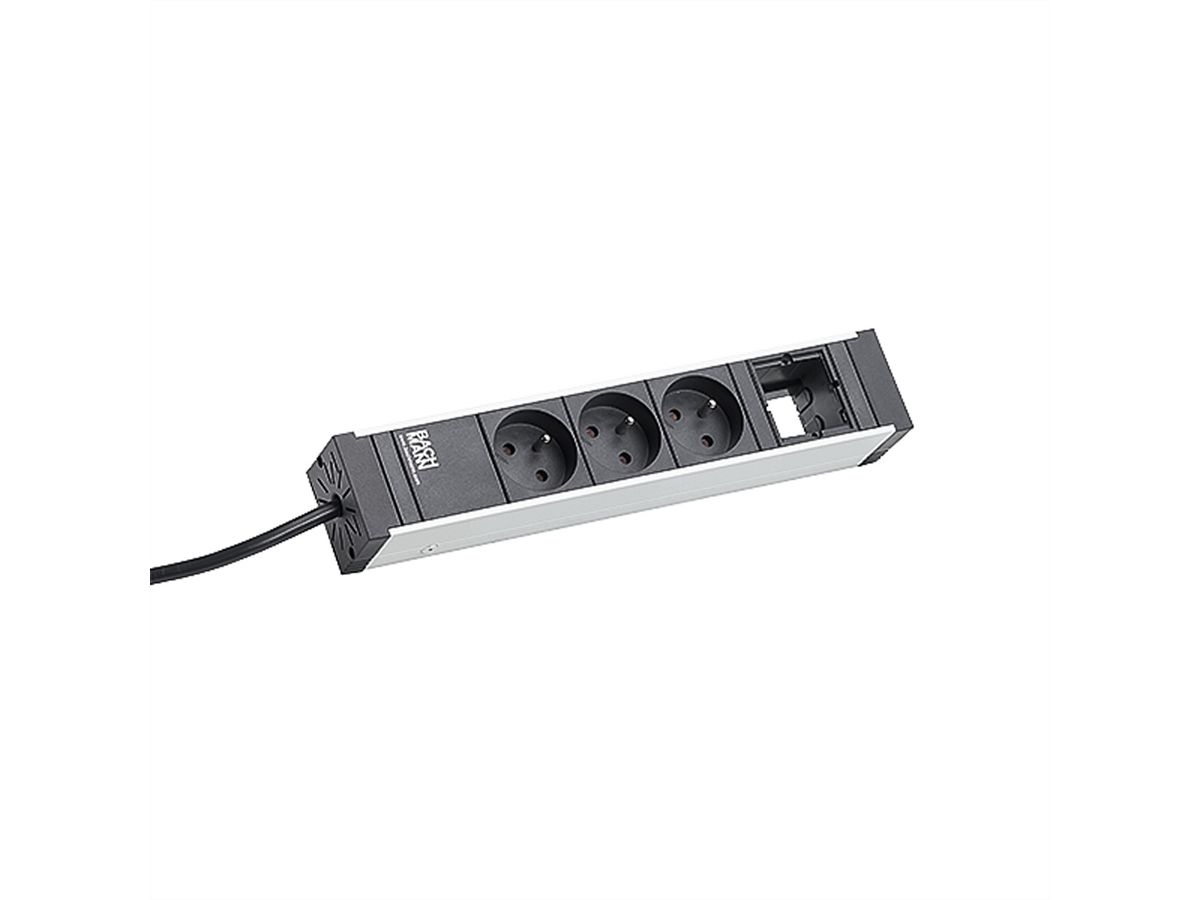 BACHMANN UNIVERSAL 3xUTE 1xCM courant 3,0m CEE7/7