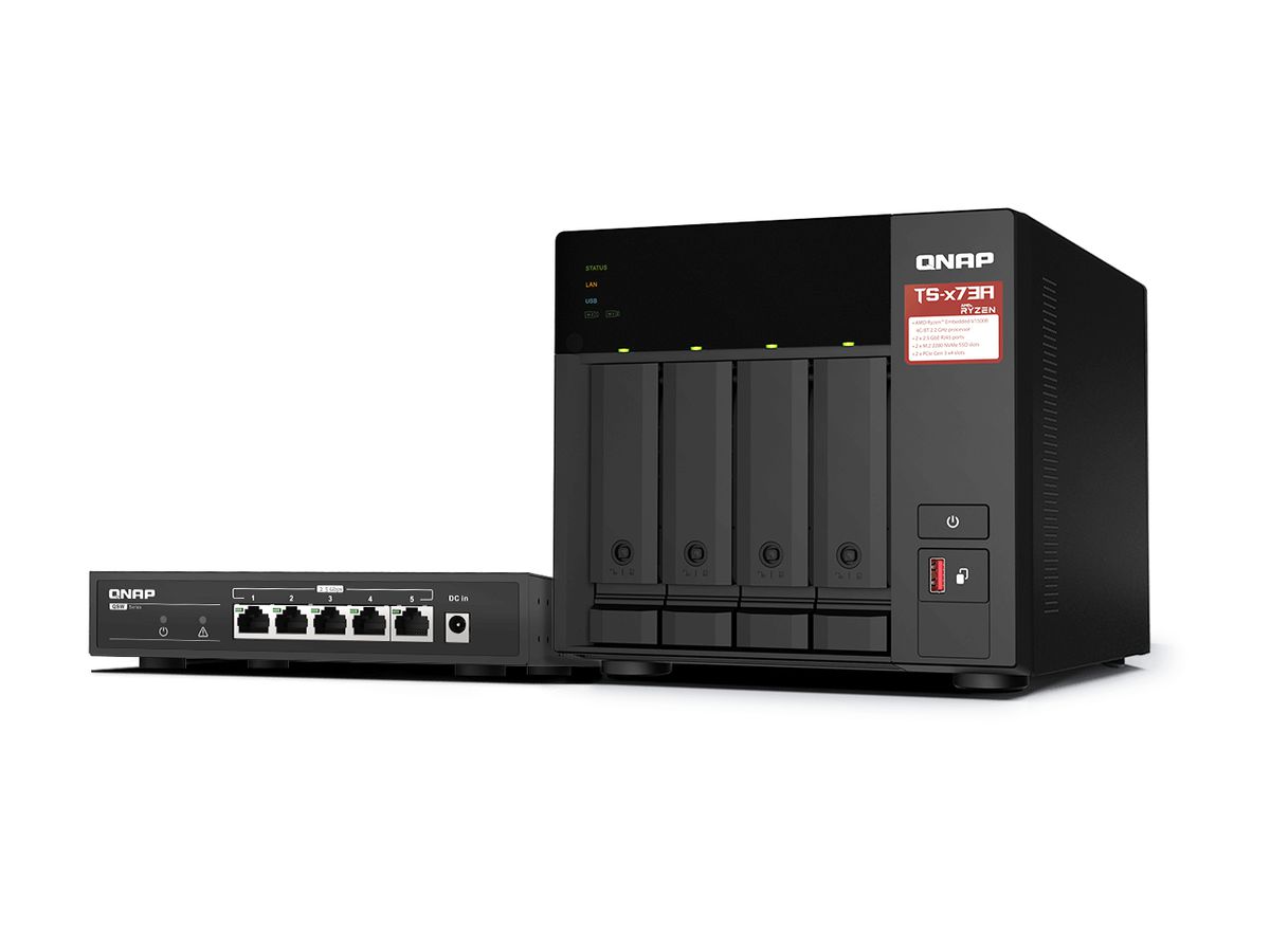 QNAP TS-473A + QSW-1105-5T Bundle Pack NAS Tower Ryzen Embedded V1500B 8 Go DDR4 0 To QNAP Turbo System Noir