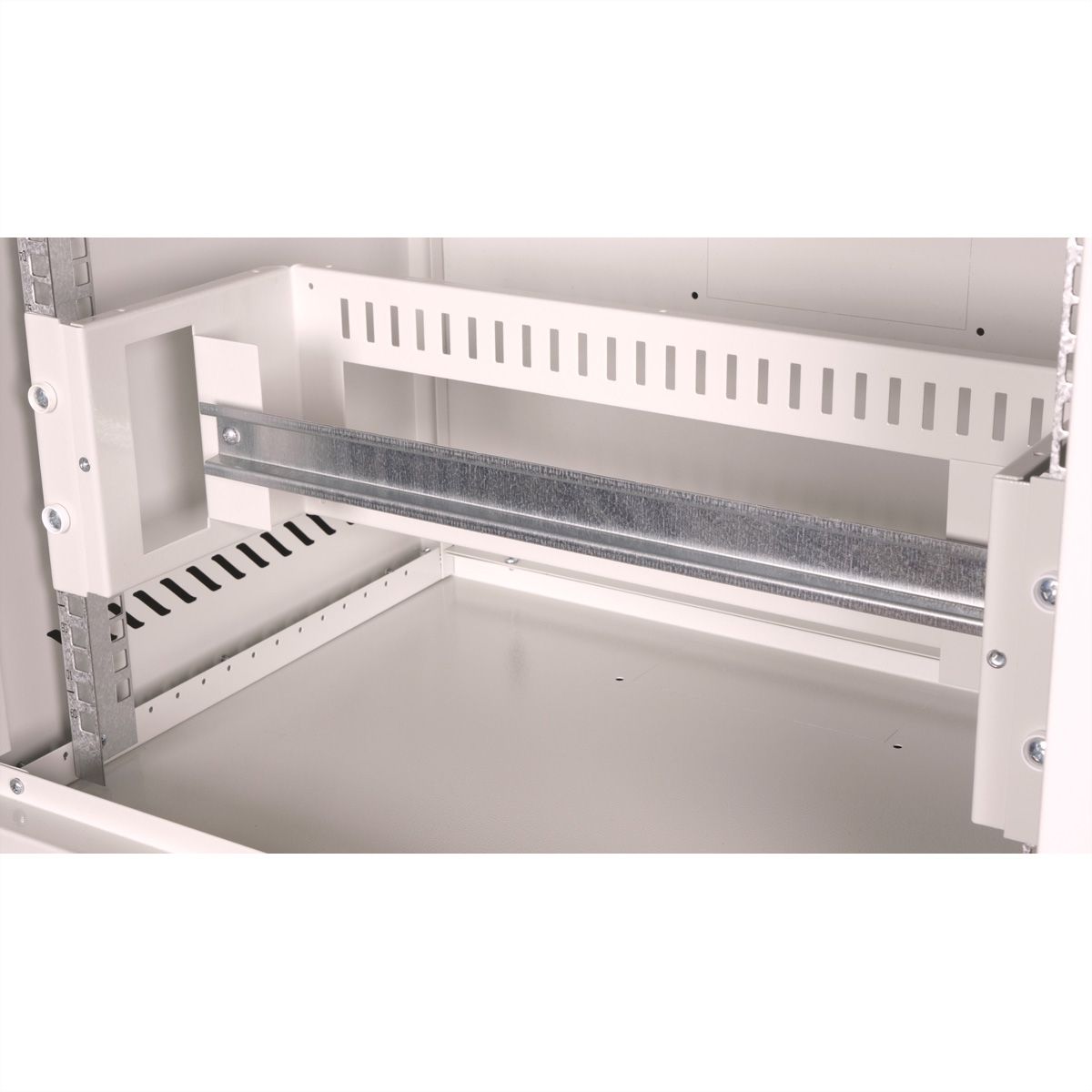 ROLINE 19" Support rail DIN 3U, 133x482x123 HxLxP