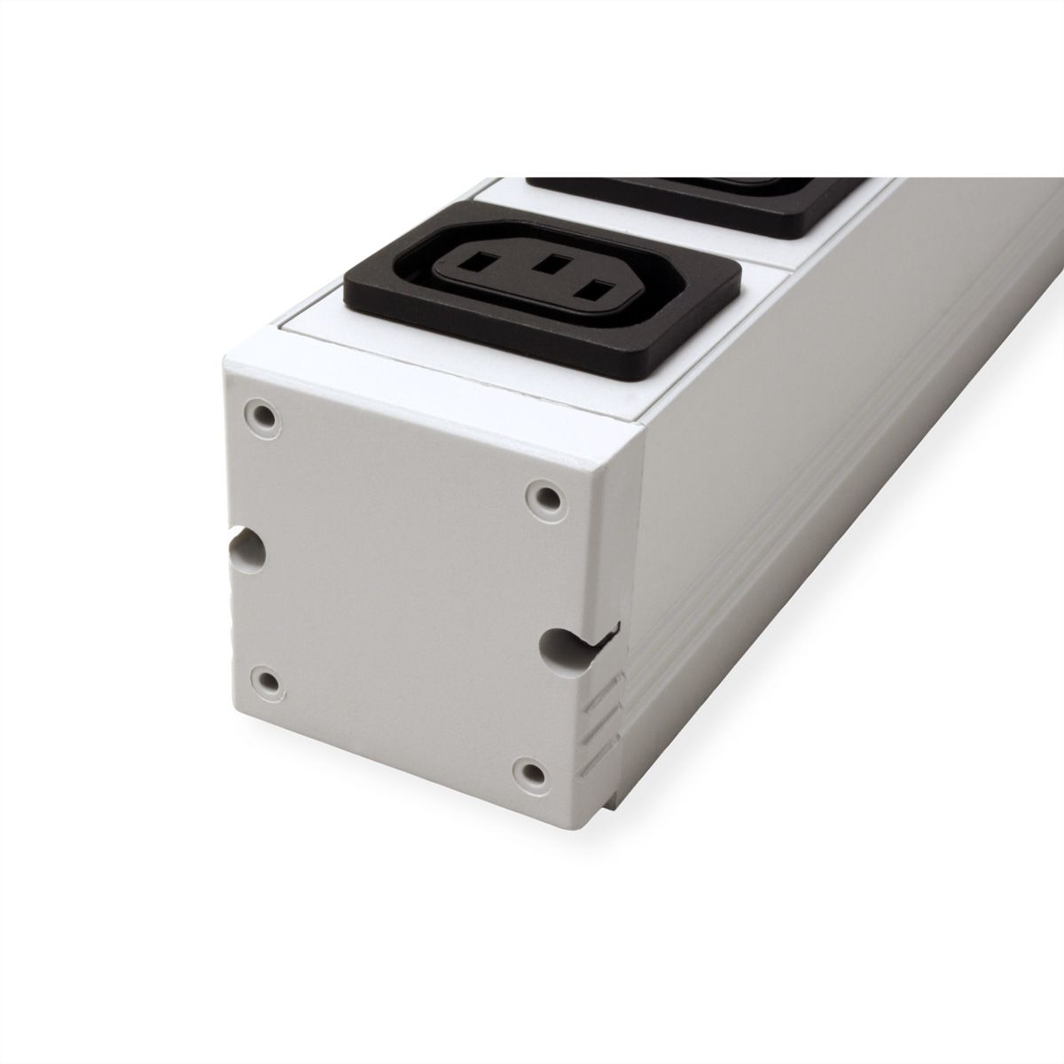 BACHMANN 19" Prise multiple 9 IEC320 C13 F avec IEC320 C20 M