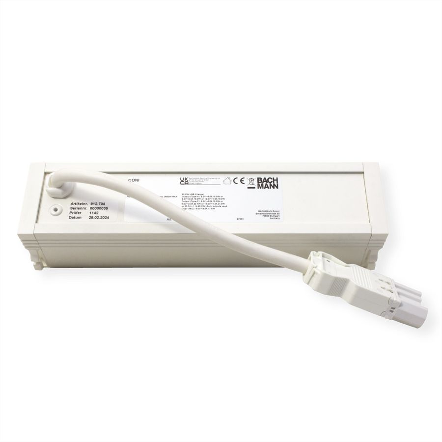 BACHMANN CONI 2xUTE 1xUSB A/C 22W 0,2m GST18 RAL9010