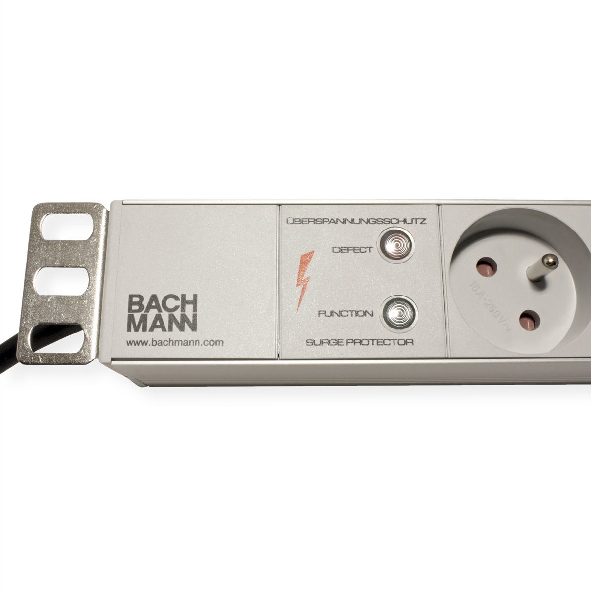 BACHMANN Multiprise PDU 19'' 8x 2P + T