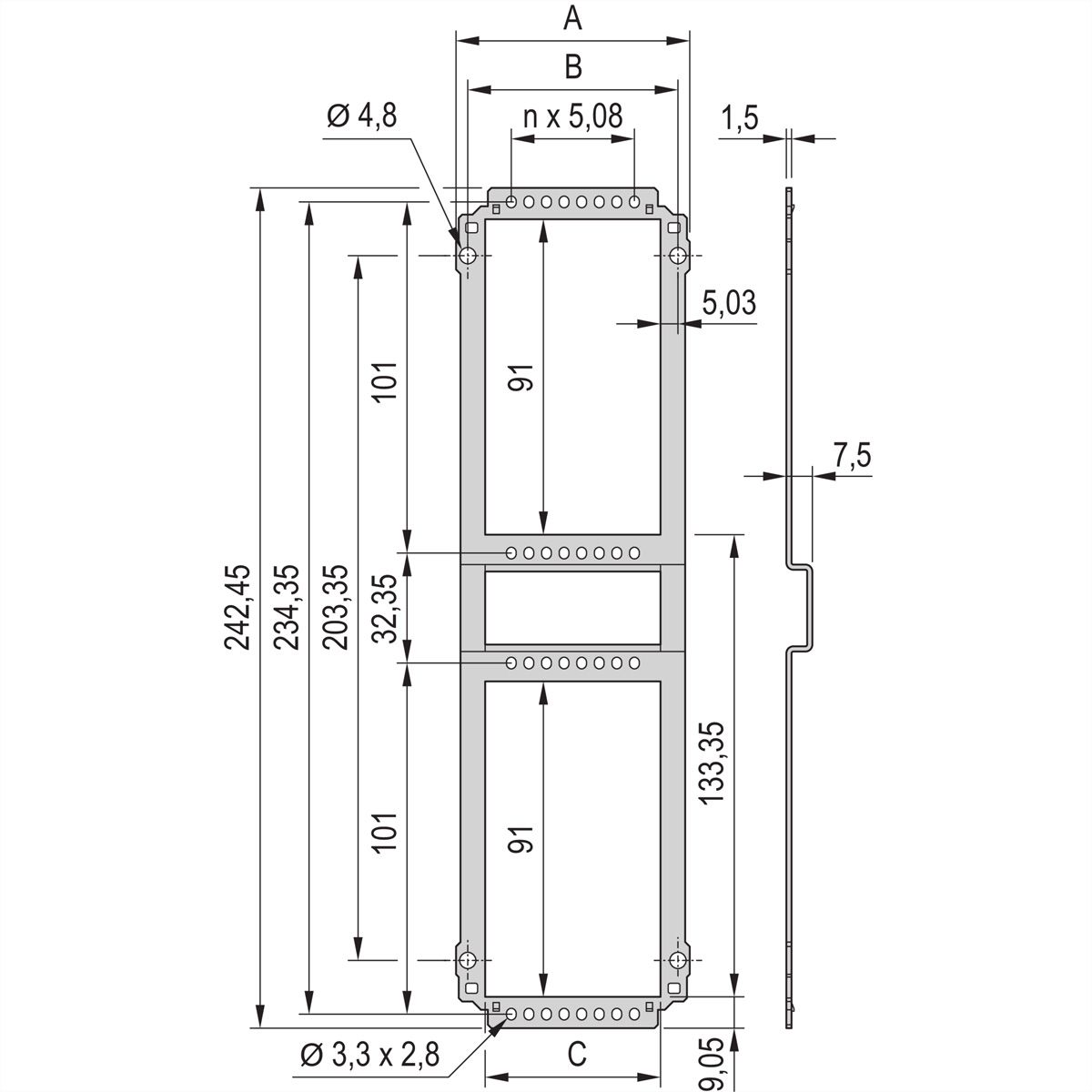 Unité enfichable de type cadre SCHROFF, panneau arrière, découpe pour connecteurs multiples, 6 U, 28 HP