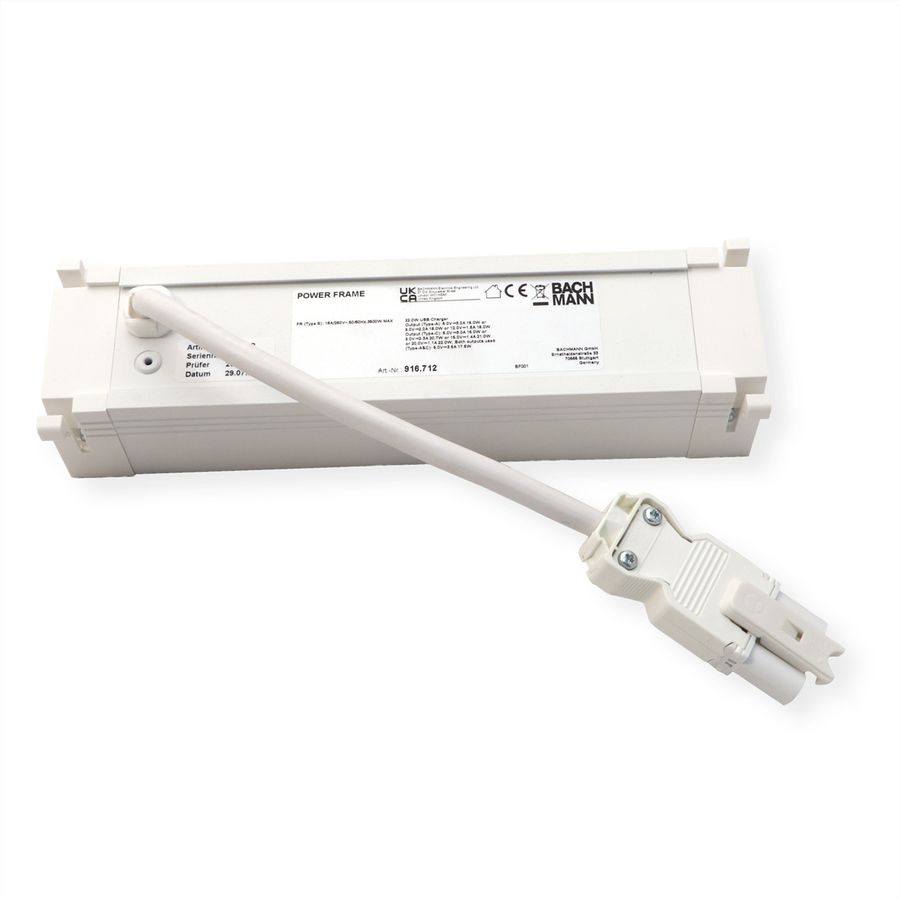 BACHMANN POWER FRAME 2xUTE 1xUSB A/C 22W 0,2m GST18