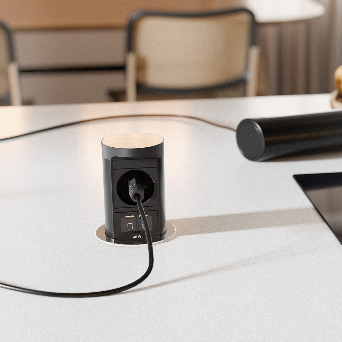 BACHMANN ELEVATOR2 1xUTE, 1xUSB C/C 45W aspect inox 2,0 m AEH