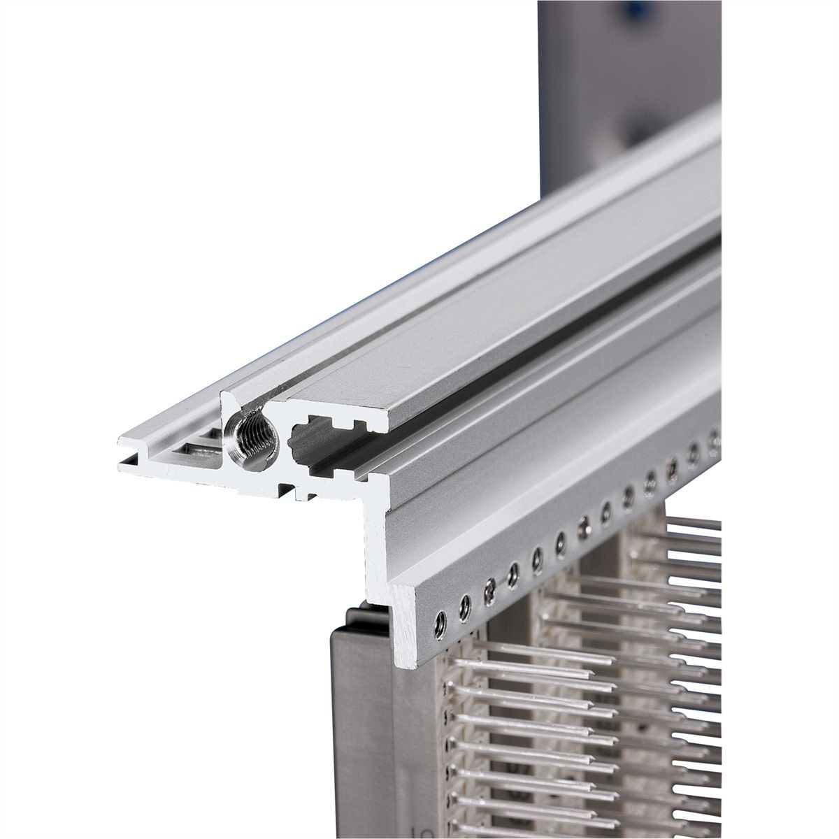 Rail horizontal SCHROFF, arrière, type L-MZ, léger, avec rail en Z, 28 CV