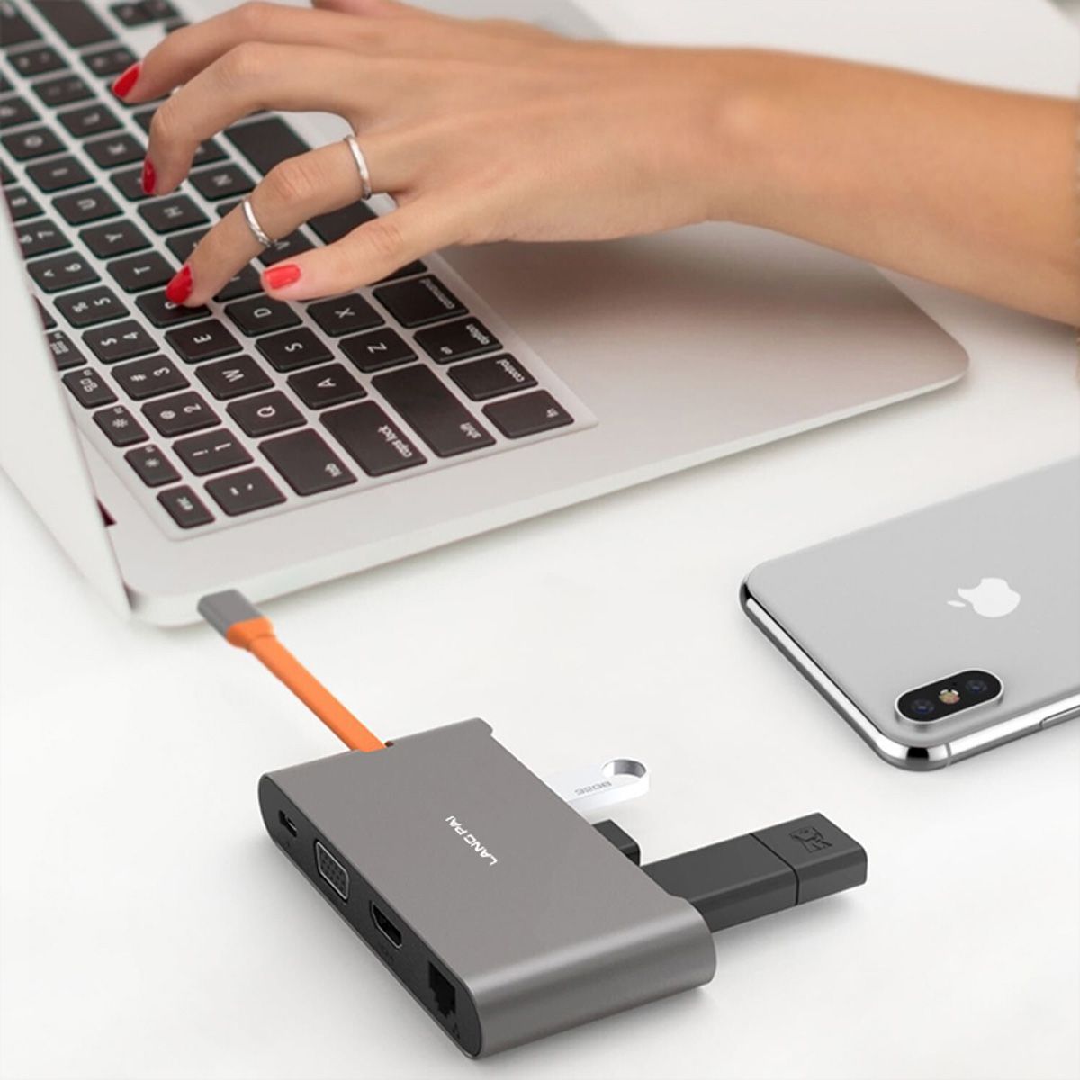 EXSYS EX-1198VS Hub à 7 ports USB 3.1 Gen1 C, adaptateur 12V/3A et câble USB C-C