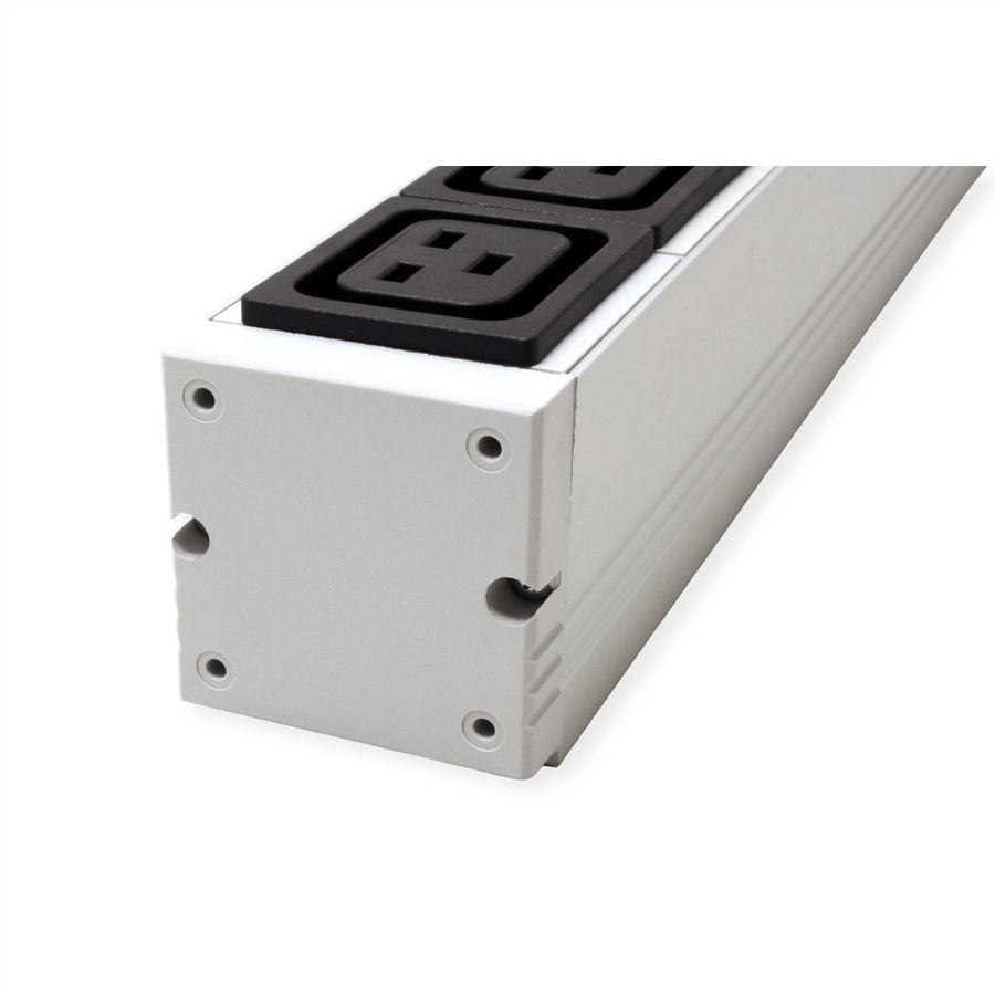 BACHMANN 19" Prise multiple 8 IEC320 C19 F et C20 M