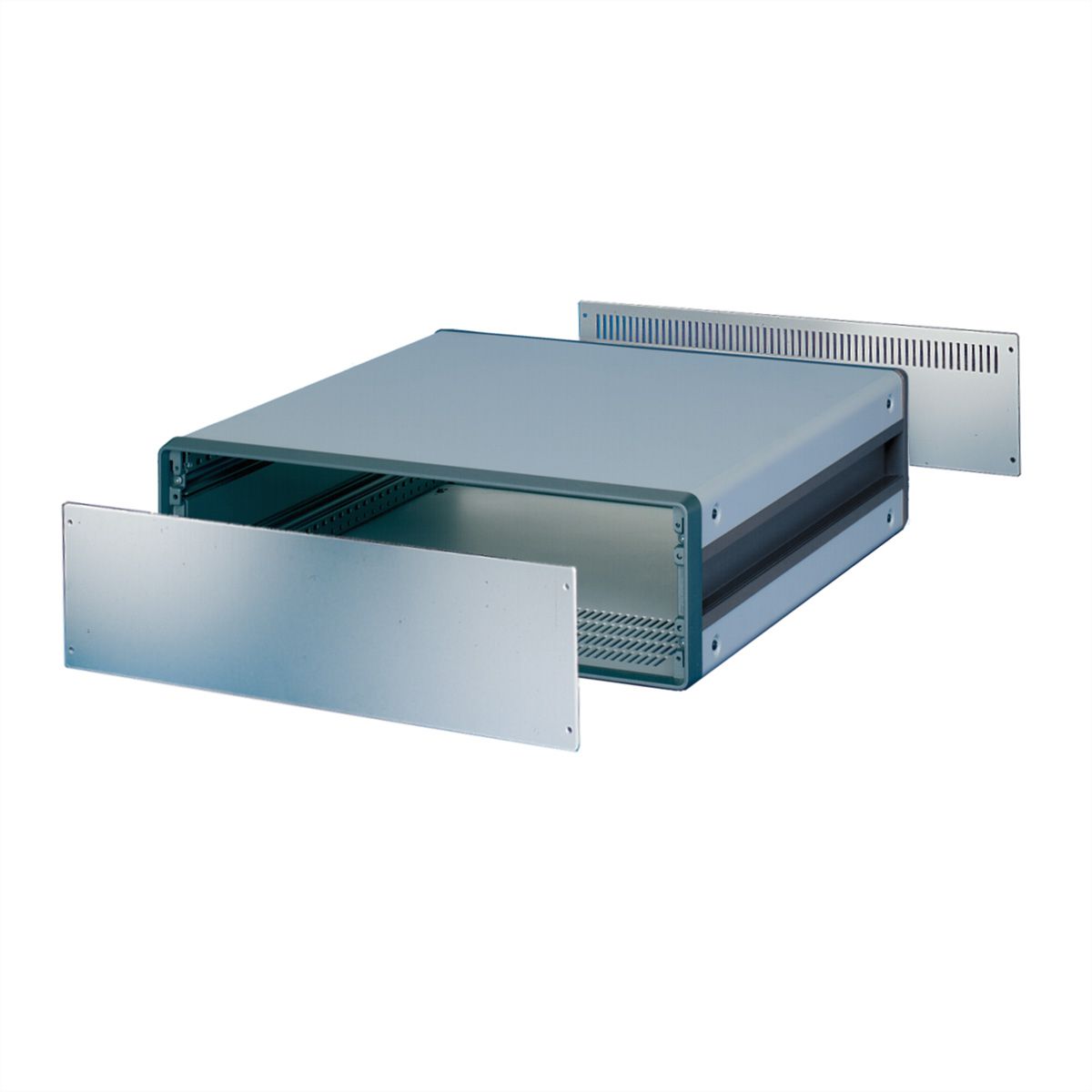 Panneau arrière CompacPRO SCHROFF avec fentes ventilées, 6 U, 84 HP