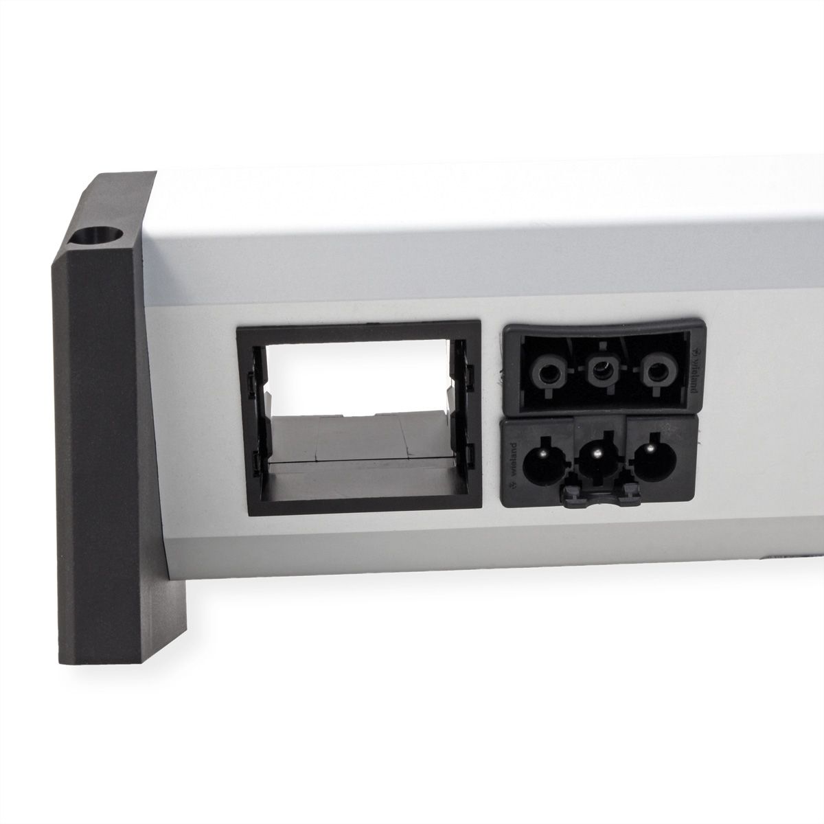 BACHMANN DESK 2xUTE 1xUSB A&C 22W 1xCM GST18