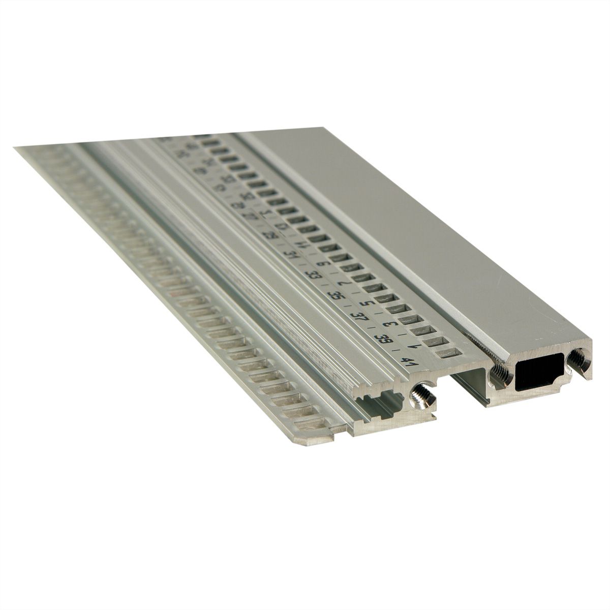 Rail horizontal SCHROFF, avant, type R-LD, robuste, lèvre longue, 28 HP