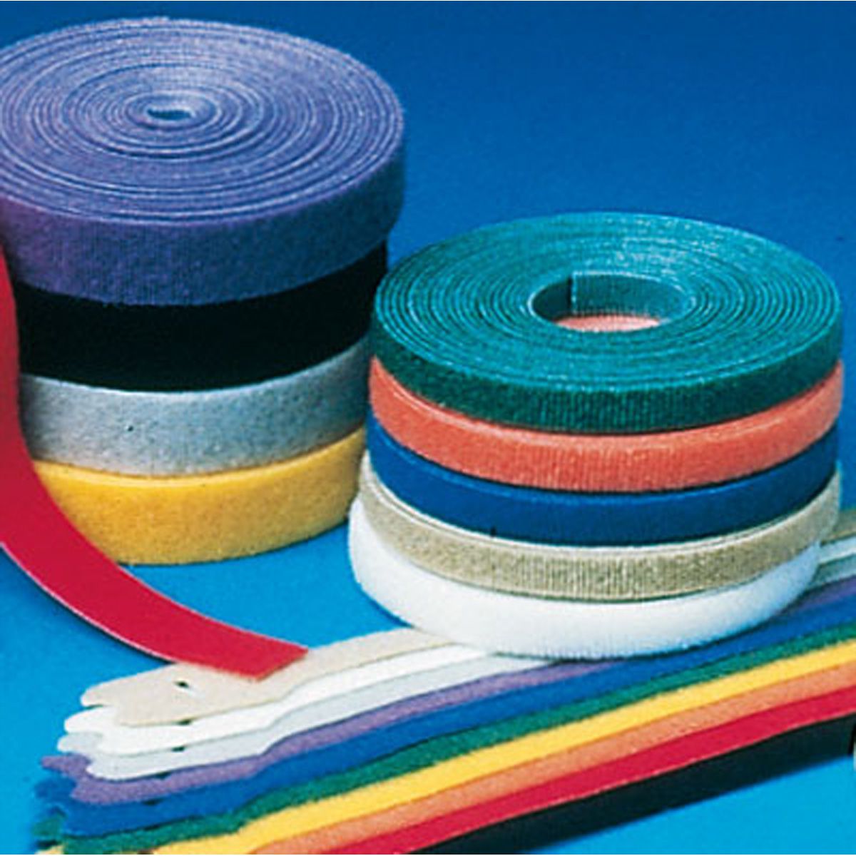 VELCRO® Bande avec languette, par 10, noir, 20 cm