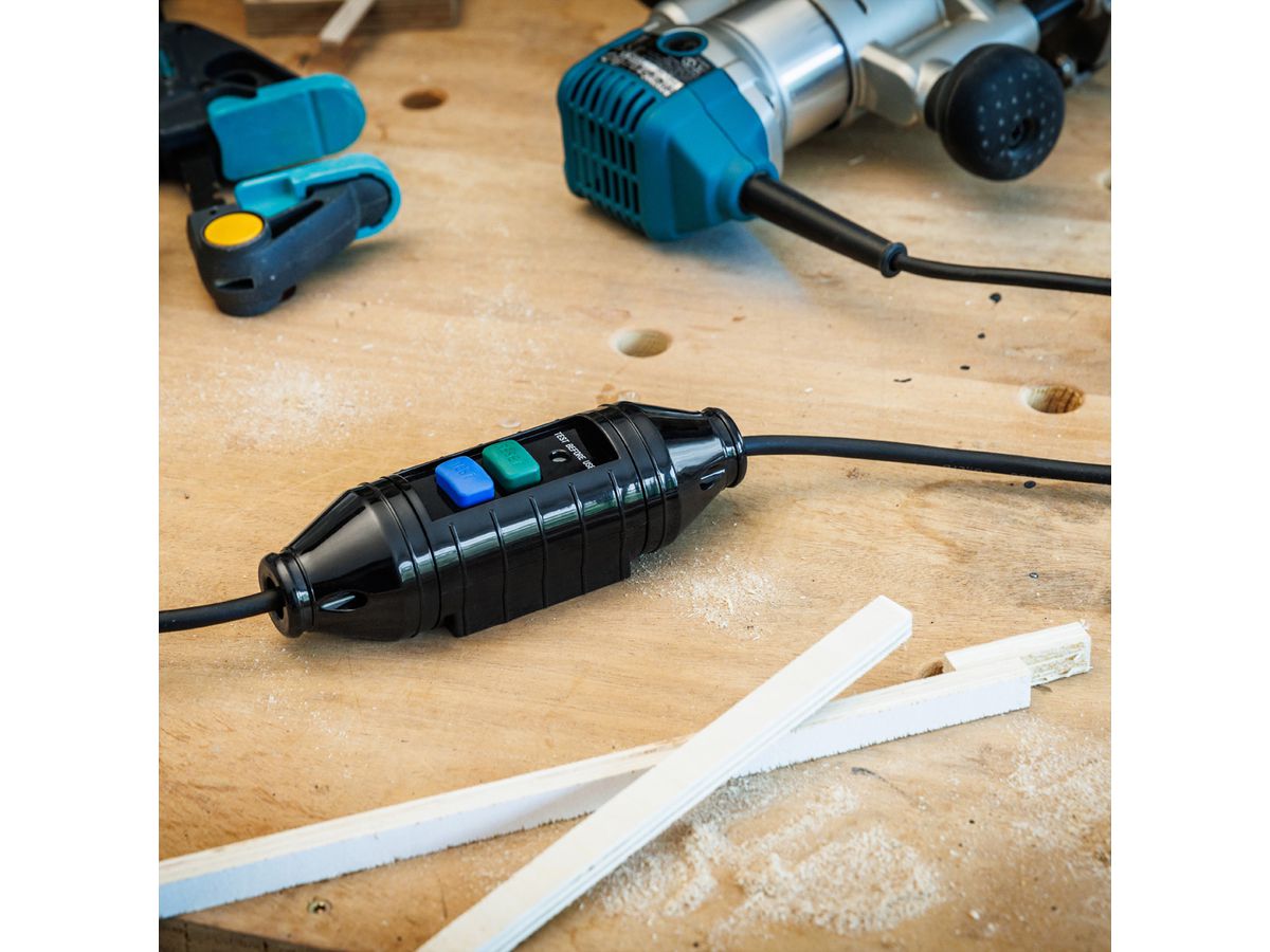 BACHMANN Disjoncteur de protection de personnes PRCD INLINE