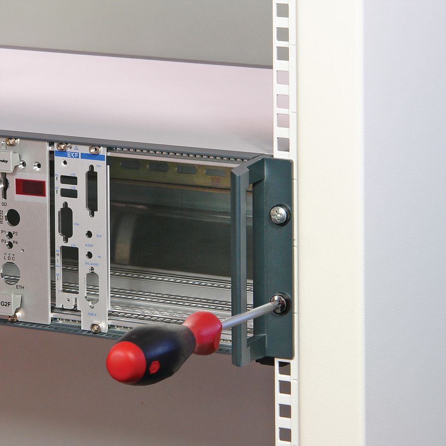 SCHROFF RatiopacPRO Boîtier de montage en rack 19", blindage rétrofitable avec poignées, 2 U, 84 CV, 255 mm