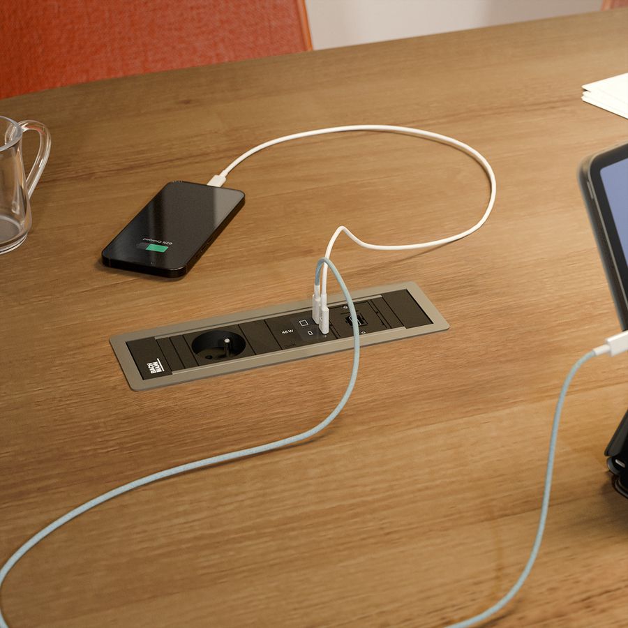 BACHMANN POWER FRAME 1xUTE, 1xUSB C/C 45W 1xCM L=0,2m