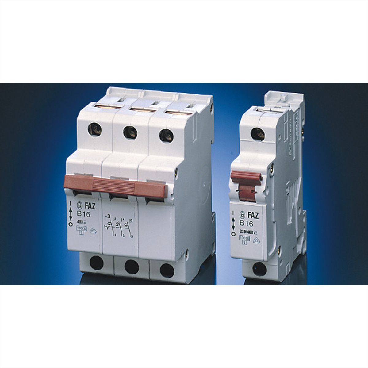 Modules de distribution d'énergie SCHROFF selon DIN 43880, disjoncteur 1 x 16 A