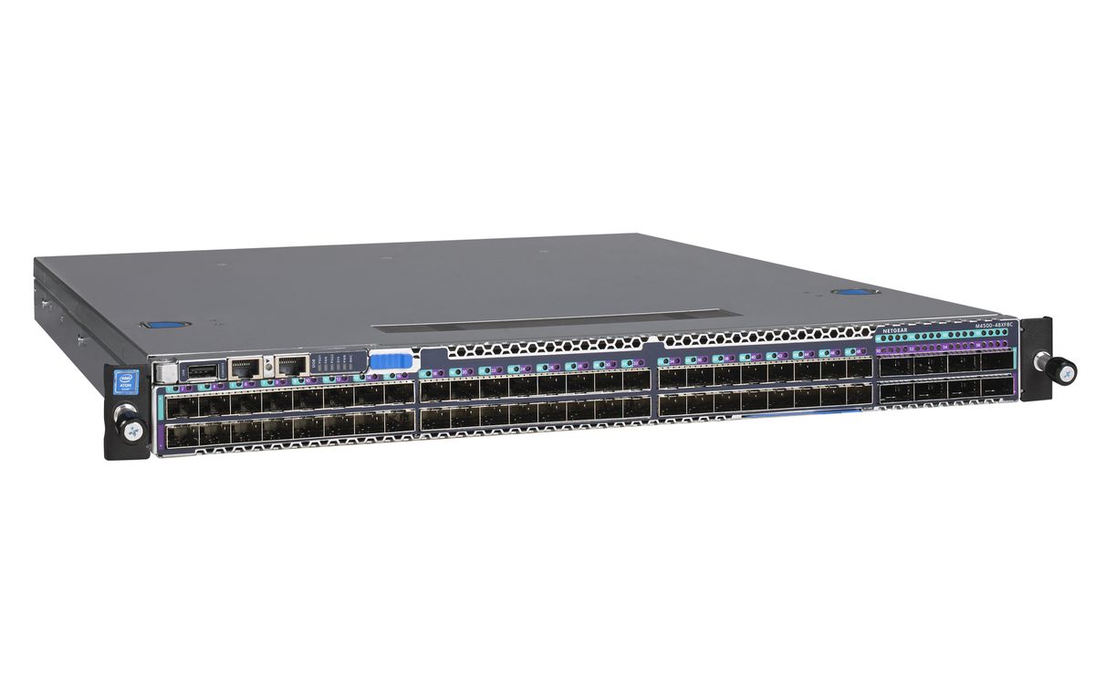 NETGEAR M4500-48XF8C Géré L2/L3/L4 1U Noir