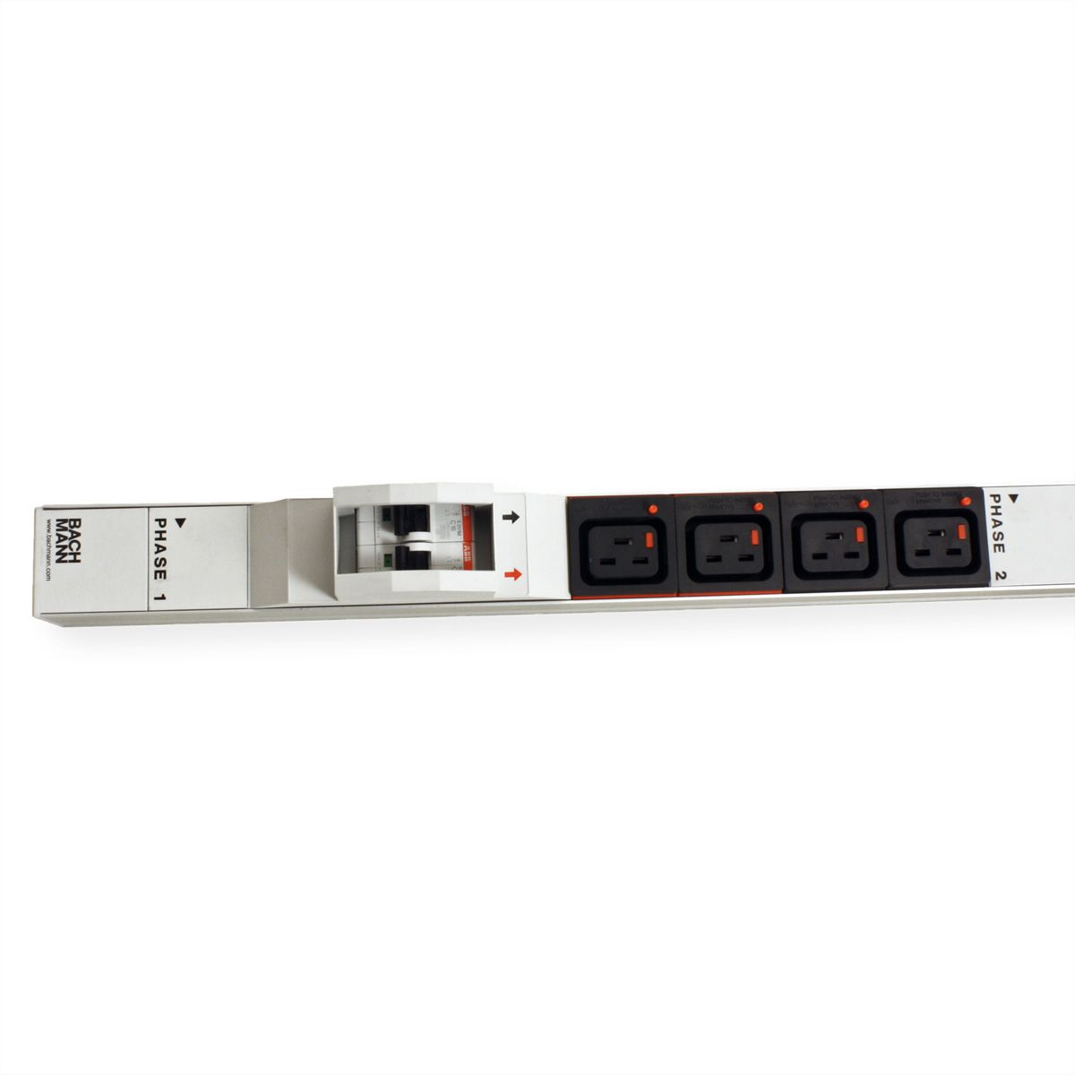 BACHMANN IT PDU ALU 1U 12xC19 6x interrupteur de protection de ligne CEE 3L+N+PE 32A rouge